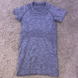 Lulu Grey Swiftly Tech Size!!!